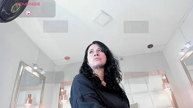 LADY HELLEN online show from 28, 3, 2026