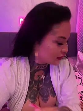  MelinaCurves  online show from 1, 11, 2025