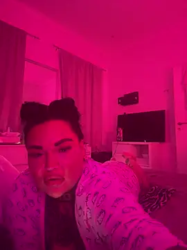  MelinaCurves  online show from 11, 3, 2025