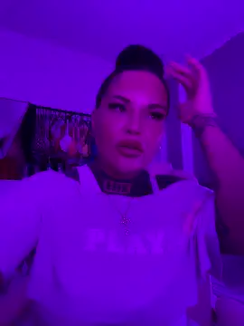  MelinaCurves  online show from 22, 5, 2026