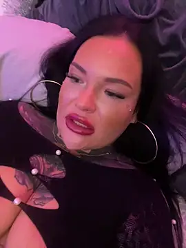  MelinaCurves  online show from 13, 11, 2025