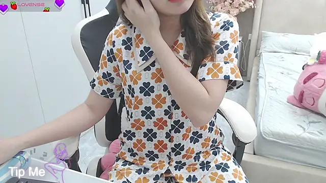 Snapshot of Hanako_love chatting on 23, 2, 2026 Hanako love online show from 23, 2, 2026