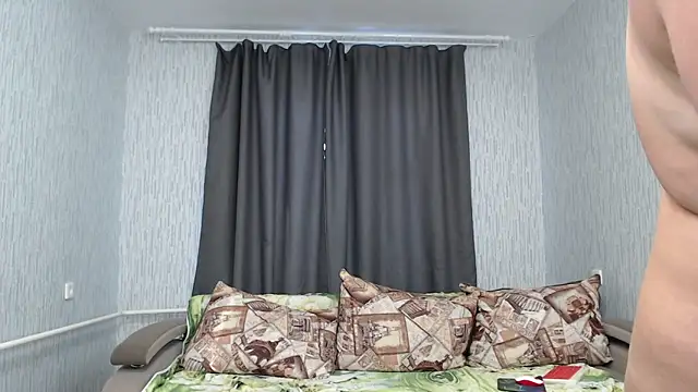 Snapshot of BELBIG chatting on 20, 11, 2025 BELBIG online show from 20, 11, 2025