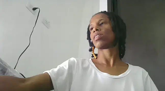 Snapshot of africa_deluxe chatting on 21, 2, 2025 africa deluxe online show from 21, 2, 2025