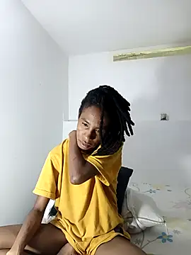 Snapshot of africa_deluxe chatting on 17, 11, 2025 africa deluxe online show from 17, 11, 2025