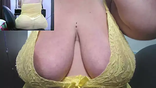 Snapshot of zoe_hotxxx chatting on 9, 11, 2025 zoe hotxxx online show from 9, 11, 2025