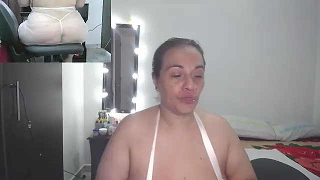 Snapshot of zoe_hotxxx chatting on 3, 11, 2025 zoe hotxxx online show from 3, 11, 2025