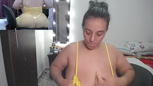 Snapshot of zoe_hotxxx chatting on 1, 11, 2025 zoe hotxxx online show from 1, 11, 2025