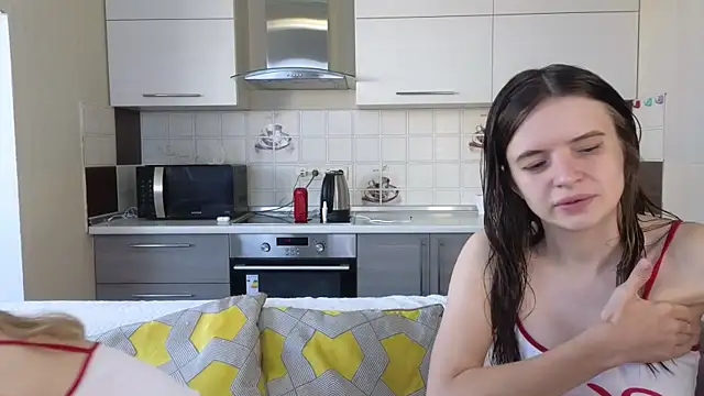 Naughty Alice online show from 19, 9, 2025