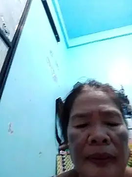 Snapshot of sexylizzy4u chatting on 15, 1, 2026 sexylizzy4u online show from 15, 1, 2026