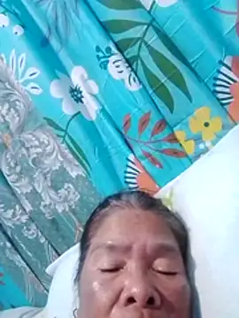 Snapshot of sexylizzy4u chatting on 8, 2, 2026 sexylizzy4u online show from 8, 2, 2026