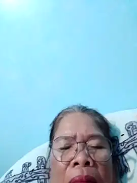 Snapshot of sexylizzy4u chatting on 11, 2, 2026 sexylizzy4u online show from 11, 2, 2026