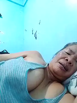 Snapshot of sexylizzy4u chatting on 6, 2, 2026 sexylizzy4u online show from 6, 2, 2026