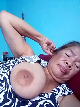 sexylizzy4u online show from 10, 10, 2025