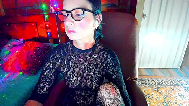 BrianaGarner online show from 22, 4, 2026