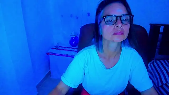 BrianaGarner online show from 25, 10, 2025