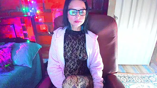 BrianaGarner online show from 25, 4, 2026