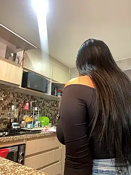 emilyjohanson online show from 3, 12, 2024