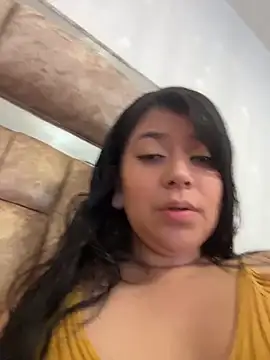Snapshot of emilyjohanson chatting on 15, 5, 2026 emilyjohanson online show from 15, 5, 2026