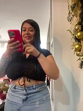 emilyjohanson online show from 30, 12, 2024