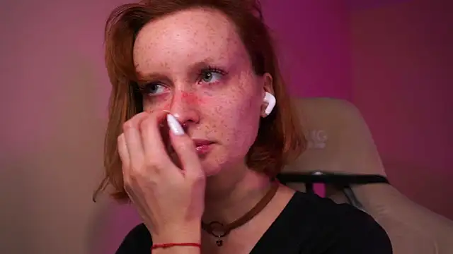 Liuba Fox online show from 18, 11, 2025