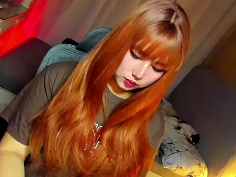 Snapshot of HOTnWILDalice chatting on 8, 4, 2026 HOTnWILDalice online show from 8, 4, 2026