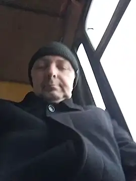 Snapshot of Pokaz2020 chatting on 22, 11, 2025 Pokaz2020 online show from 22, 11, 2025