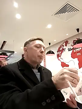 Snapshot of Pokaz2020 chatting on 1, 10, 2025 Pokaz2020 online show from 1, 10, 2025