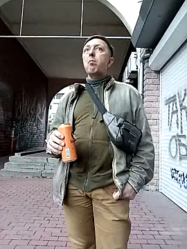 Snapshot of Pokaz2020 chatting on 5, 10, 2025 Pokaz2020 online show from 5, 10, 2025