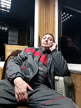 Snapshot of Pokaz2020 chatting on 17, 11, 2025 Pokaz2020 online show from 17, 11, 2025