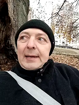 Snapshot of Pokaz2020 chatting on 4, 11, 2025 Pokaz2020 online show from 4, 11, 2025