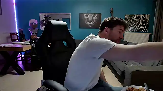 tom sauwer online show from 4, 12, 2024