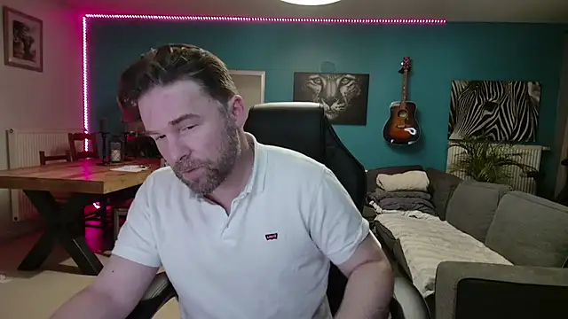 tom sauwer online show from 1, 10, 2025