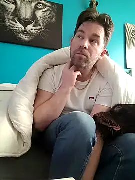 tom sauwer online show from 25, 2, 2025