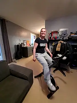 tom sauwer online show from 16, 3, 2025