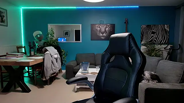 tom sauwer online show from 23, 11, 2025