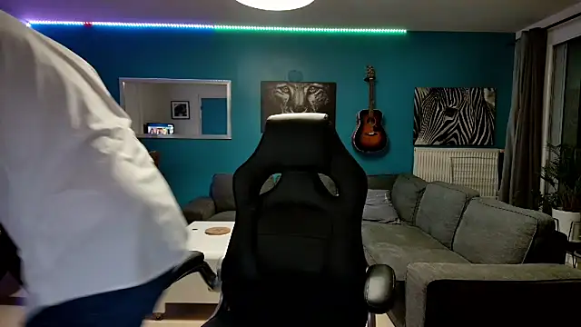 tom sauwer online show from 27, 2, 2025