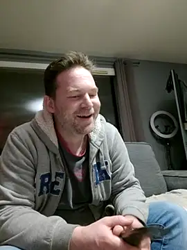 tom sauwer online show from 11, 6, 2026