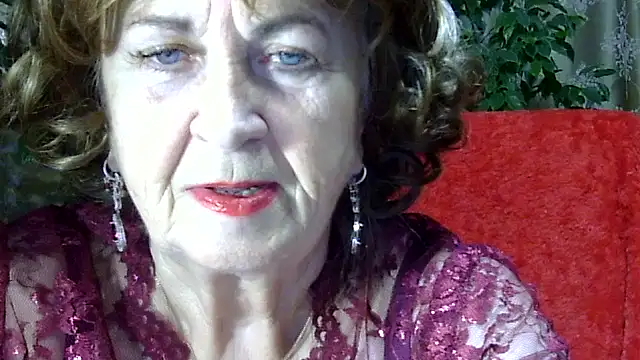 Emma52610 online show from 26, 11, 2025