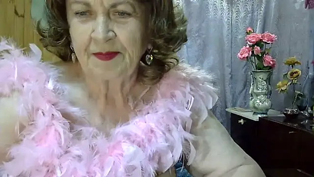 Snapshot of Emma52610 chatting on 11, 6, 2026 Emma52610 online show from 11, 6, 2026