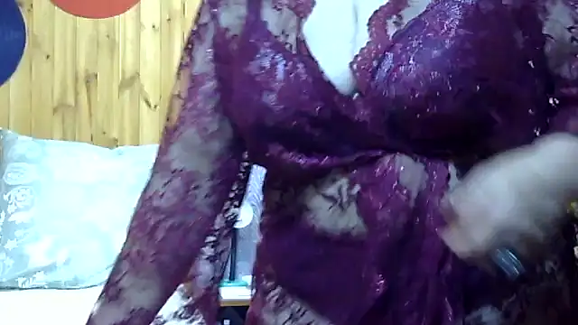 Emma52610 online show from 16, 10, 2025