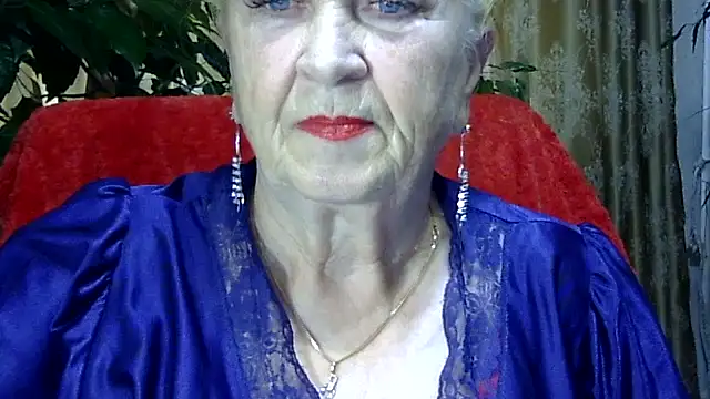 Emma52610 online show from 12, 11, 2025