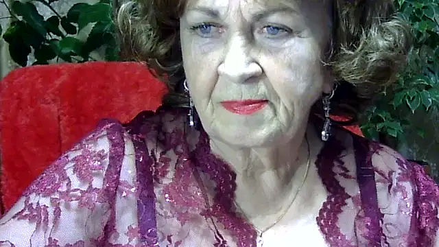 Emma52610 online show from 25, 11, 2025