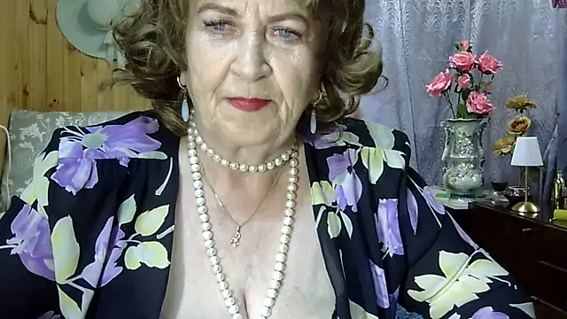 Snapshot of Emma52610 chatting on 21, 7, 2026 Emma52610 online show from 21, 7, 2026