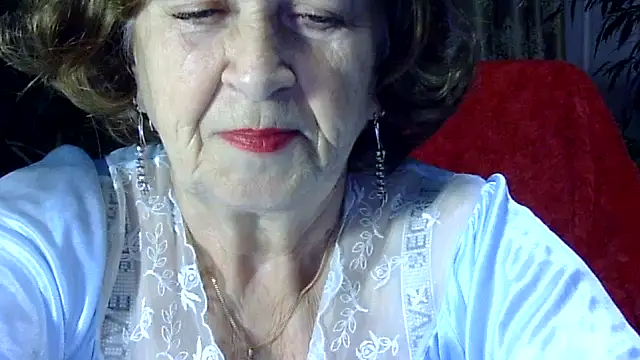 Emma52610 online show from 21, 11, 2025