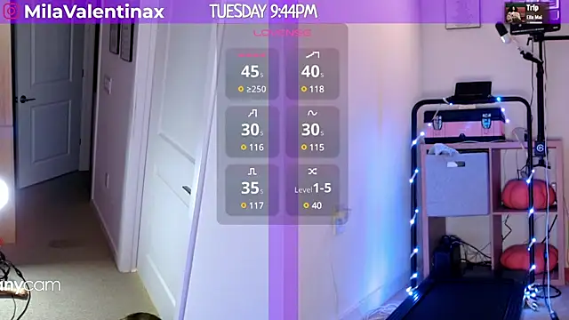 MilaValentina online show from 5, 3, 2025