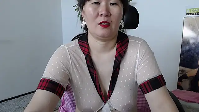 Akira xx online show from 10, 9, 2025