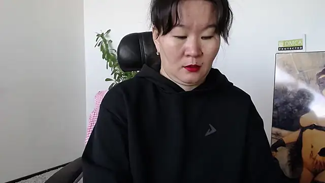 Akira xx online show from 18, 10, 2025