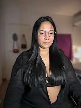 DannaaMeliza online show from 7, 3, 2025