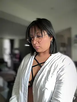 DannaaMeliza online show from 11, 1, 2025